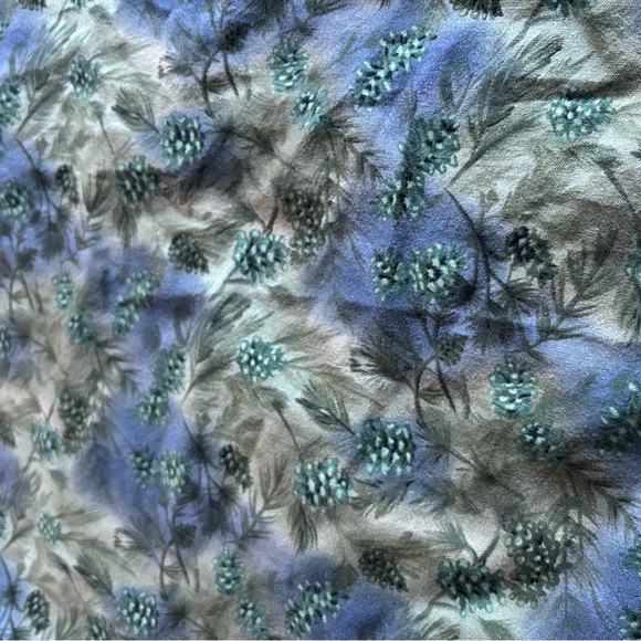 Cottagecore pinecone button up - Picture 5 of 7